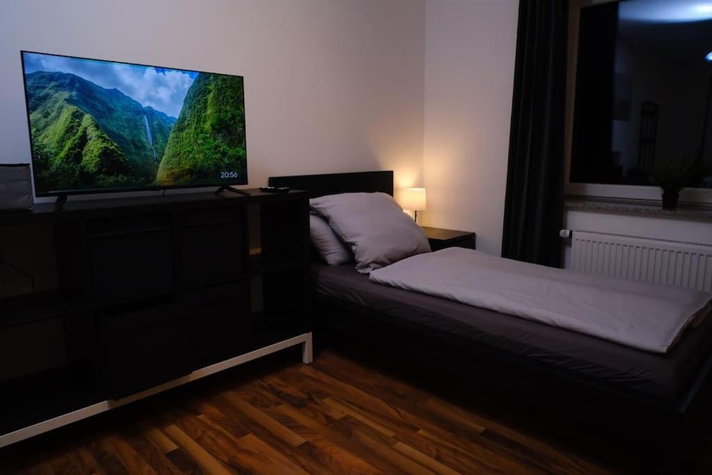 Schoene 4-Bettzimmer Wohnung In Целле Екстер'єр фото
